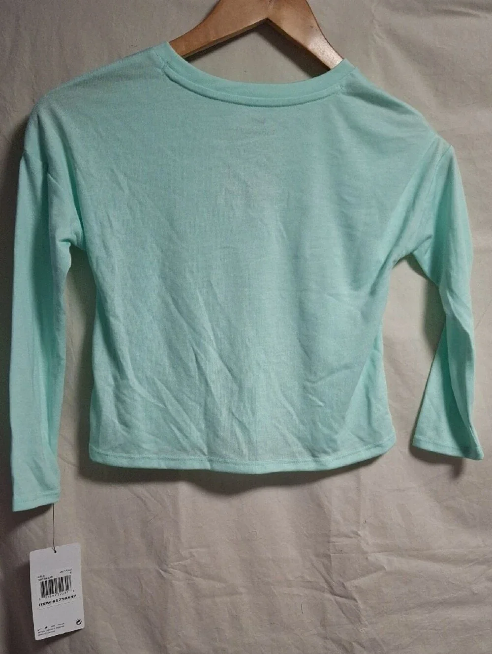 Nike Mint Green Long-Sleeve Tee with Navy Patterned Swoosh